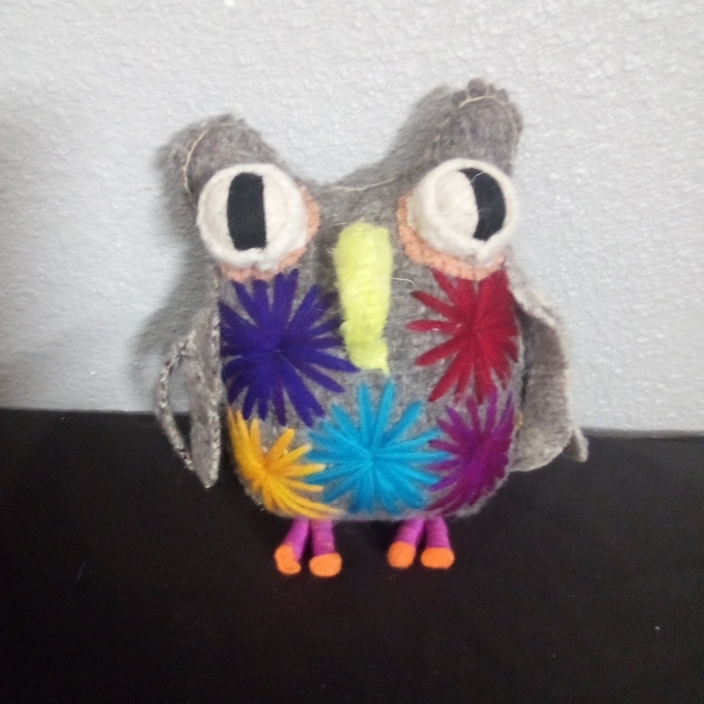 Colorful Wool Owl Plush ( Home )